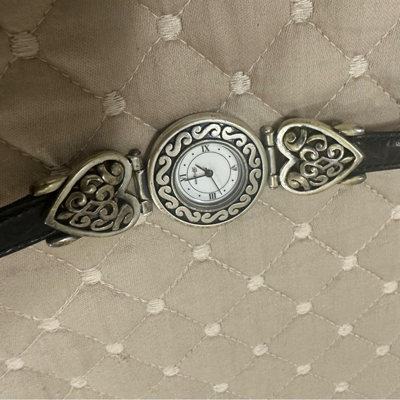 Vintage 1990s Brighton - Madison Heart Watch - Picture 5 of 7